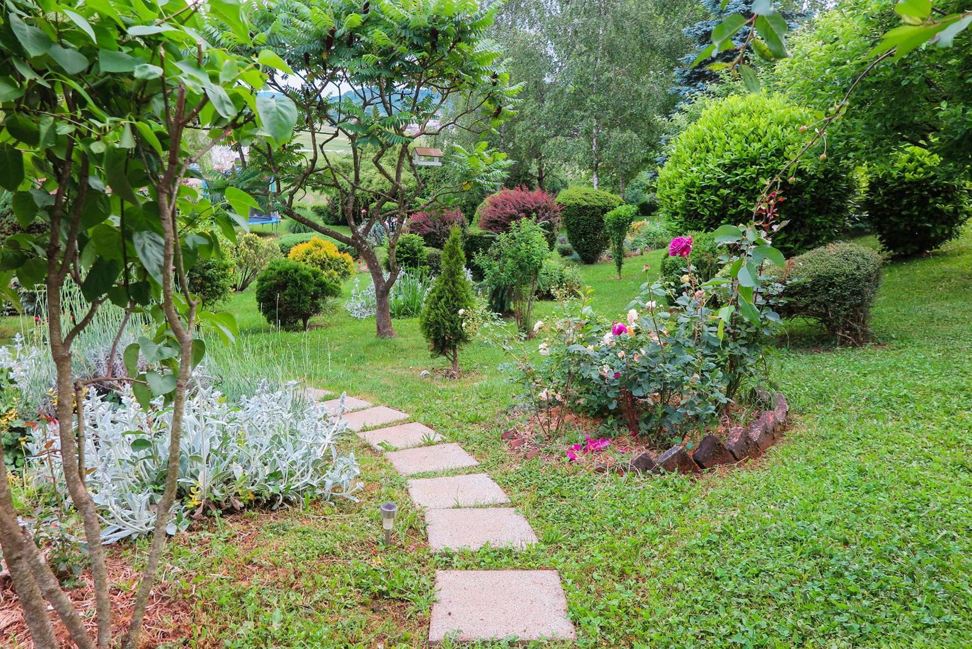 Apartment Garden Korana Karlovac Exterior photo